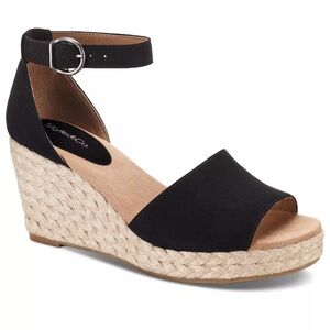 Black Wedge Sandals. NWT. Espradille platform heel. Size 6.5M